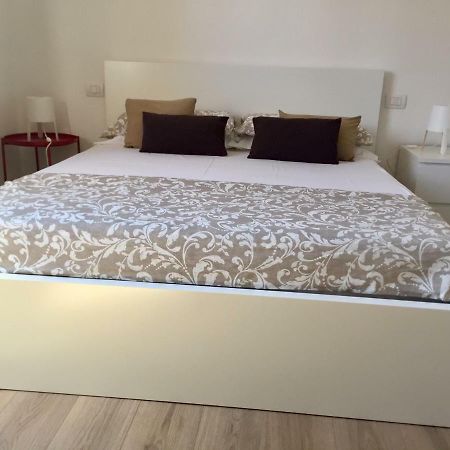 Casa Frencis Hotel Olbia Bagian luar foto