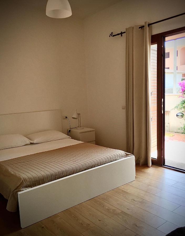 Casa Frencis Hotel Olbia Bagian luar foto